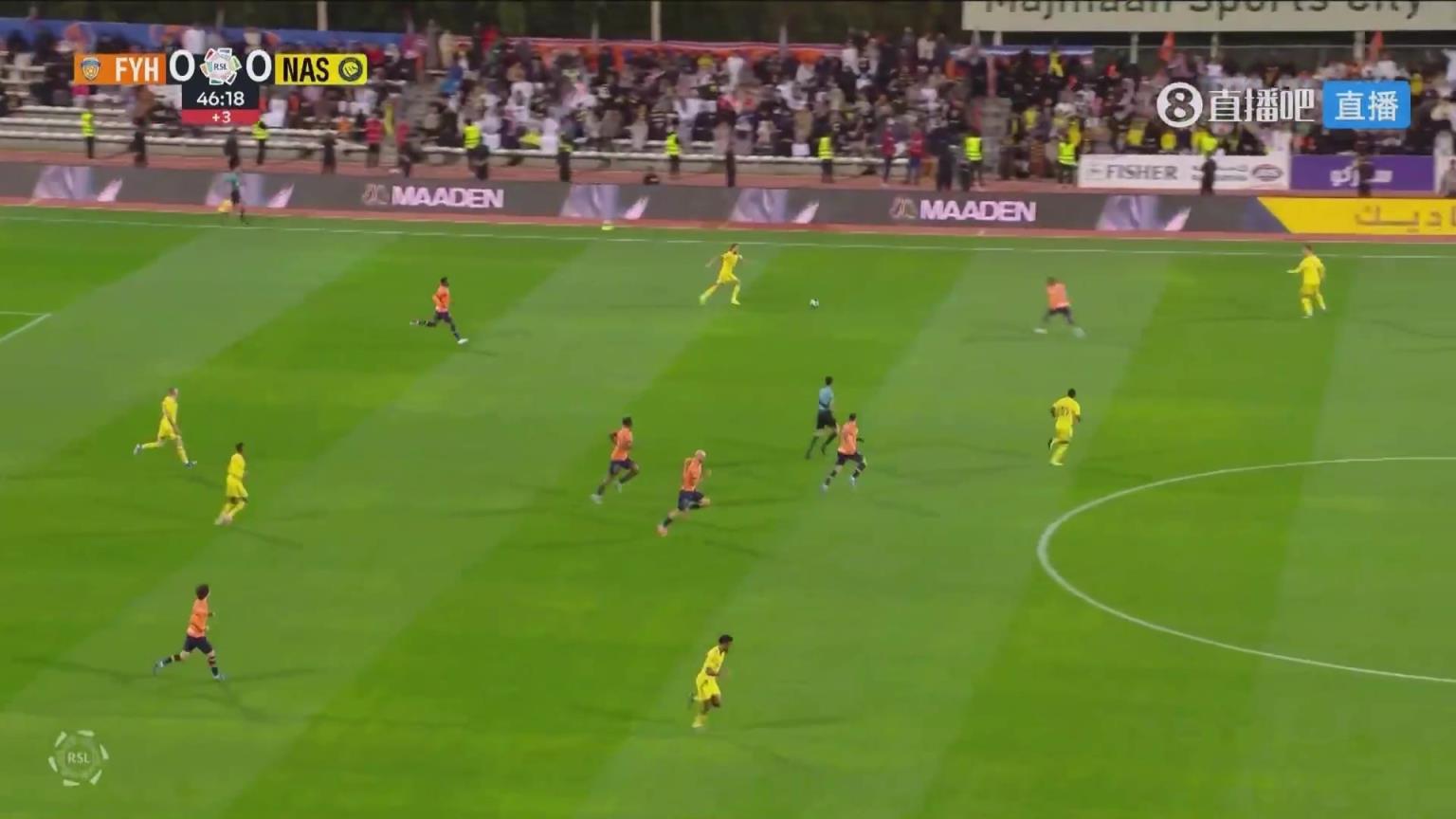 胜利落后！阿尔卡比右路传中，阿姆里门前解围不慎自摆乌龙